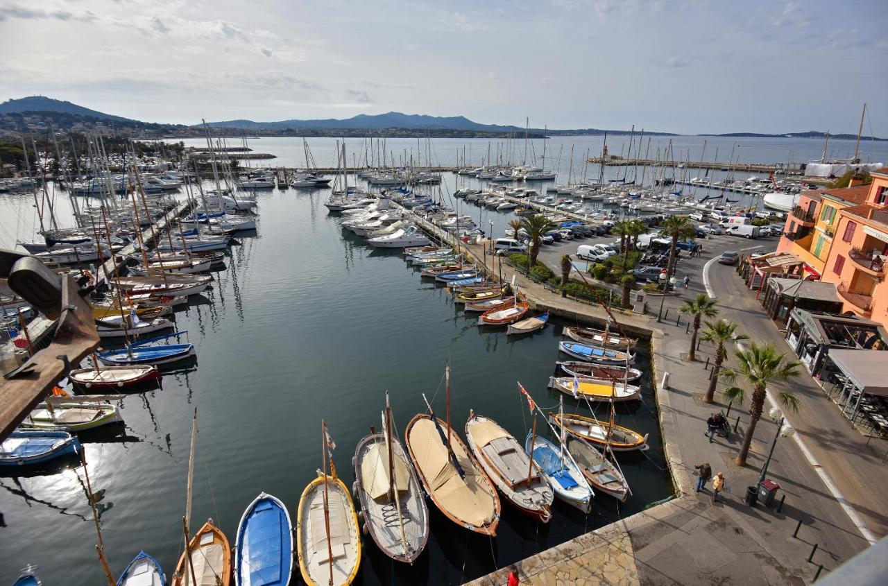 Hotel Restaurant De La Tour Sanary-sur-Mer Zewnętrze zdjęcie