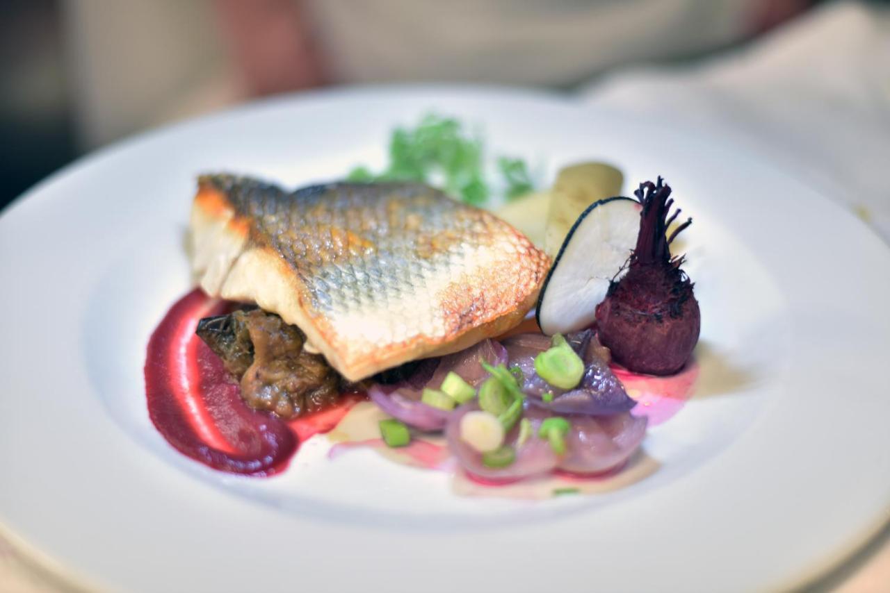Hotel Restaurant De La Tour Sanary-sur-Mer Zewnętrze zdjęcie